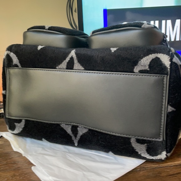 Louis Vuitton Multipocket (LIMITED) - Picture 6 of 16